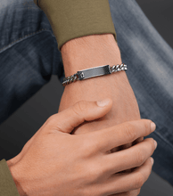 Lade das Bild in den Galerie-Viewer, PEAGB0010403_04
