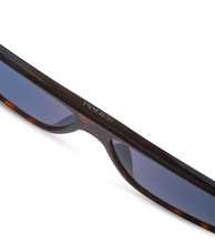 画像をギャラリービューアに読み込む, SPLR81 590722_06
